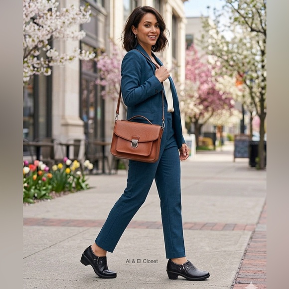 Easy Street Darcy Black Croc Comfort Wave Women’s Loafers Size 8M New With Box - Picture 3 of 12